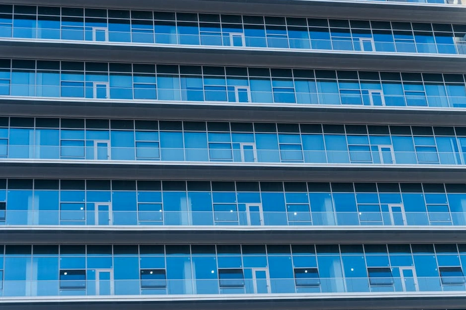 Nowoczesny biurowiec firmy Skala Talentów HR